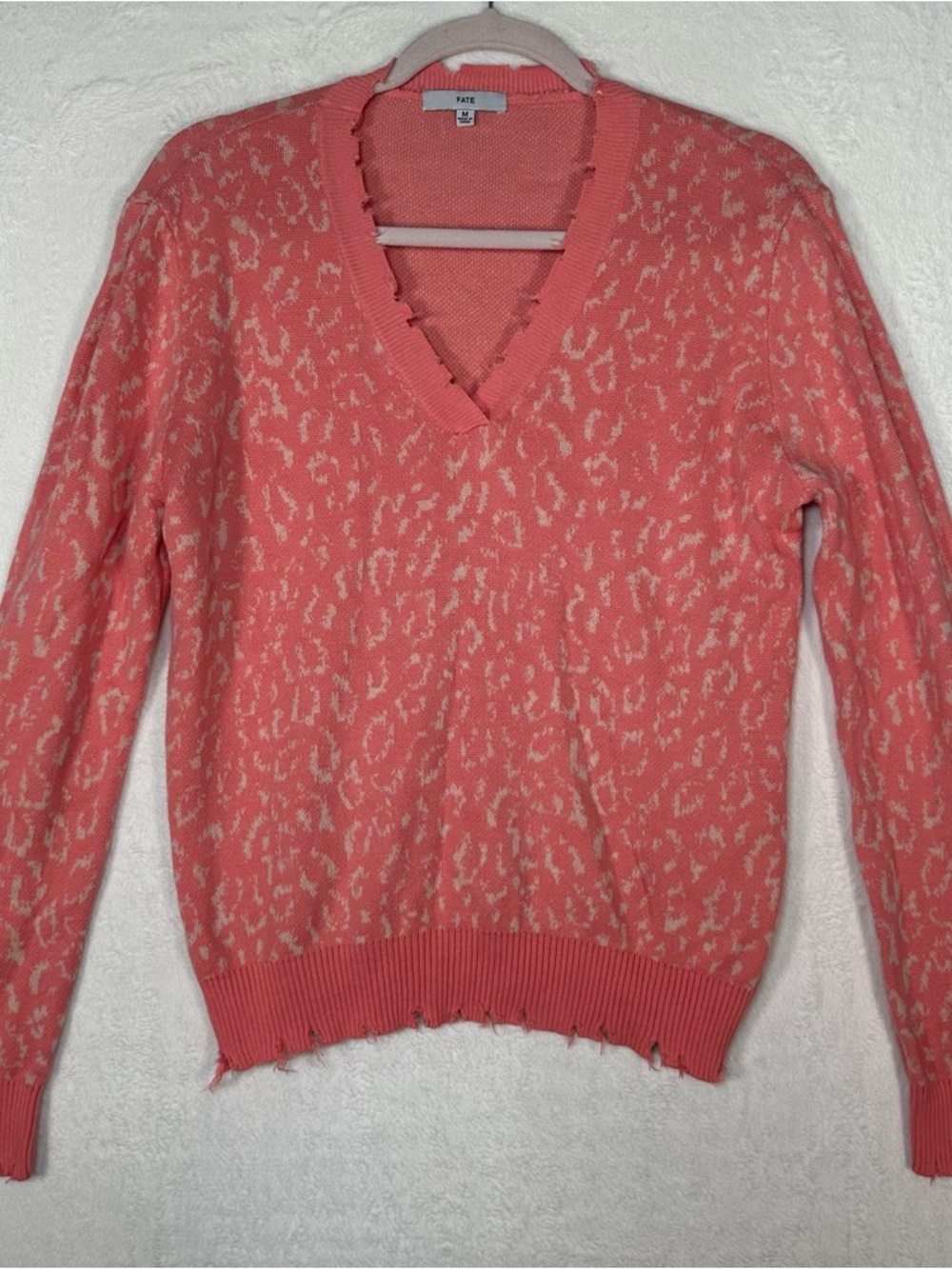 FATE Pink Leopard‎ Print Distressed Sweater M V-Neck Cotton Grunge Indie Sleaze